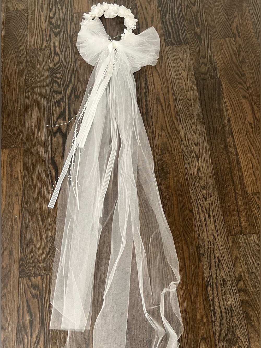 Vintage White Children’s Veil for Weddings or First Communion- 1998